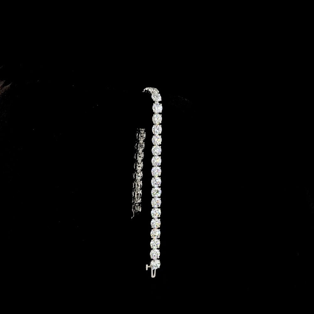 Platinum 8" Tennis Bracelet with 33 Prong Set Round Brilliant Cut Lab Diamonds - 17.09 Carat Total Weight - Covaloro Fine Jewelry