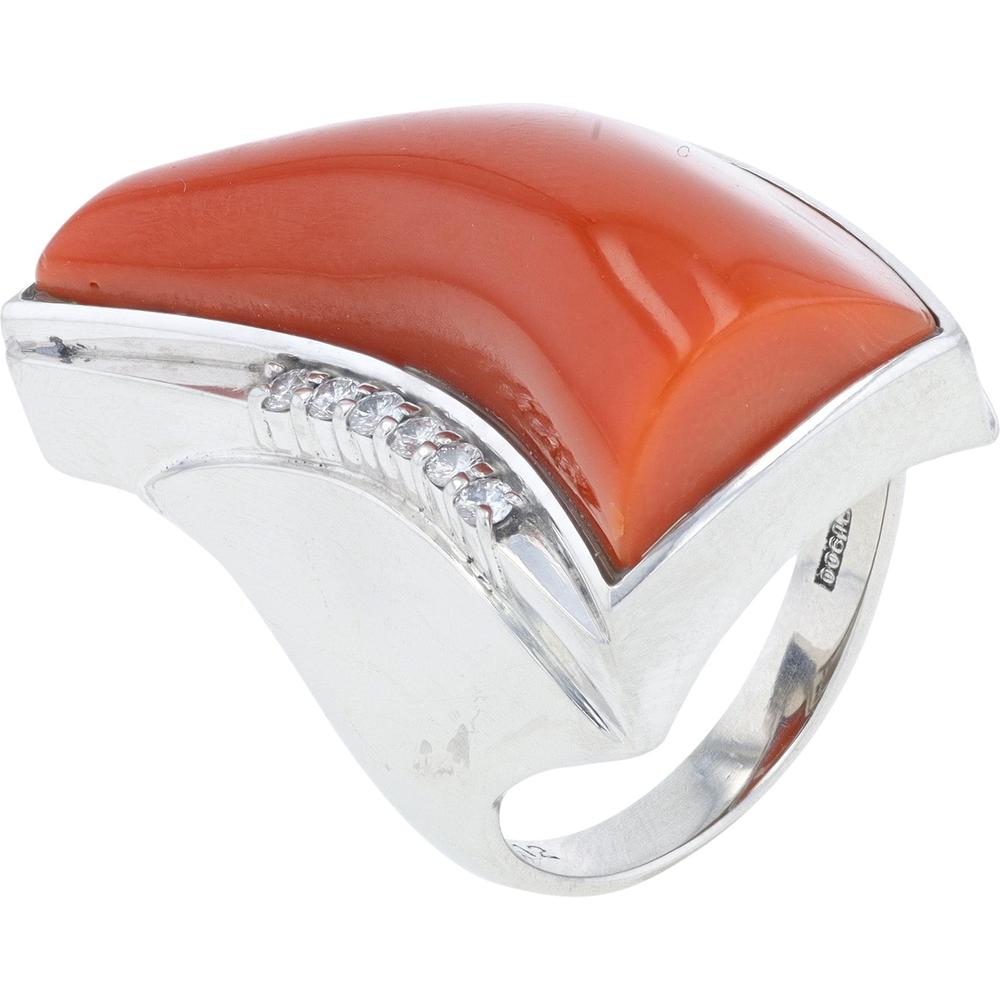 Platinum 900 Coral Cocktail Ring with 0.12 Carats Diamond Accents - Size 6.5