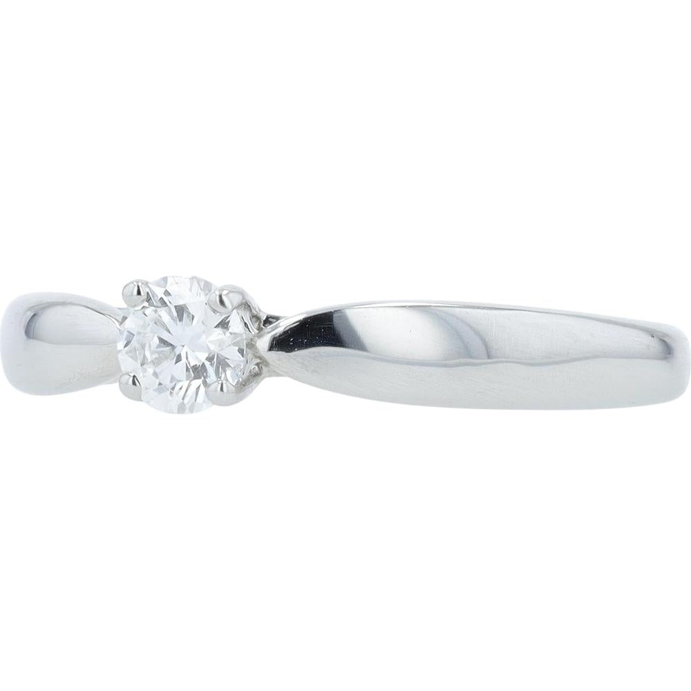 Platinum 950 Tiffany & Co. Harmony Solitaire Engagement Ring with 0.20 Carat E Color VS1 Clarity Diamond
