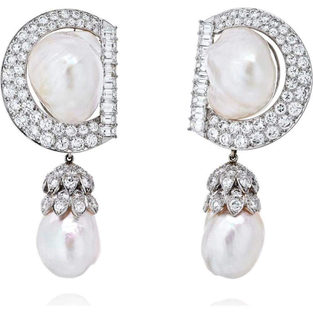 Platinum David Webb Drop Earrings with 9.92 Carats Diamonds and Baroque Pearls