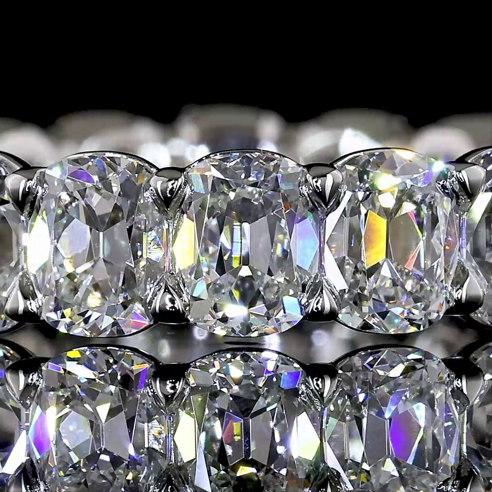 Platinum Eternity Band with 18 Antique Cushion Cut Lab Grown Diamonds - 4.08 Carats Total Weight, E-F Color, VS Clarity - Covaloro Fine Jewelry
