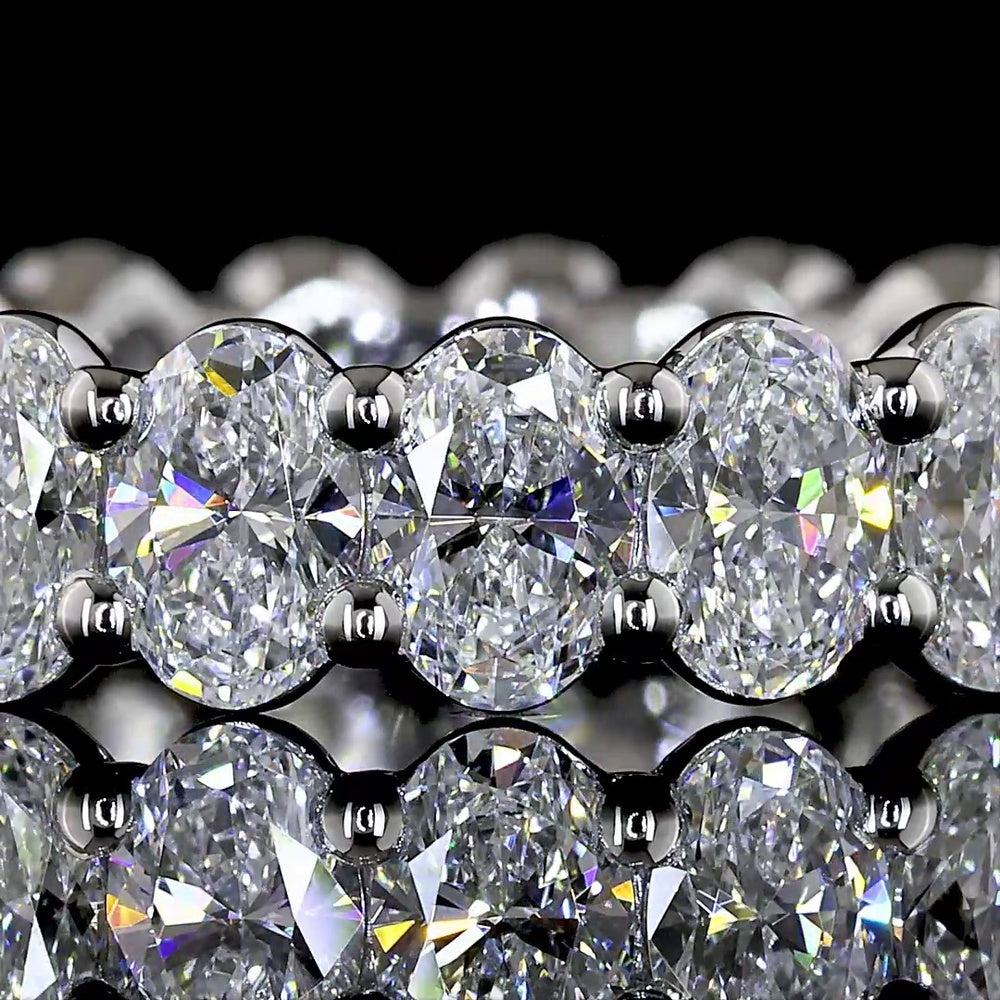 Platinum Eternity Band with 19 North-South Set Oval Cut Lab Diamonds - 2.72 Carat Total Weight, E-F Color VS1 Clarity - Covaloro Fine Jewelry
