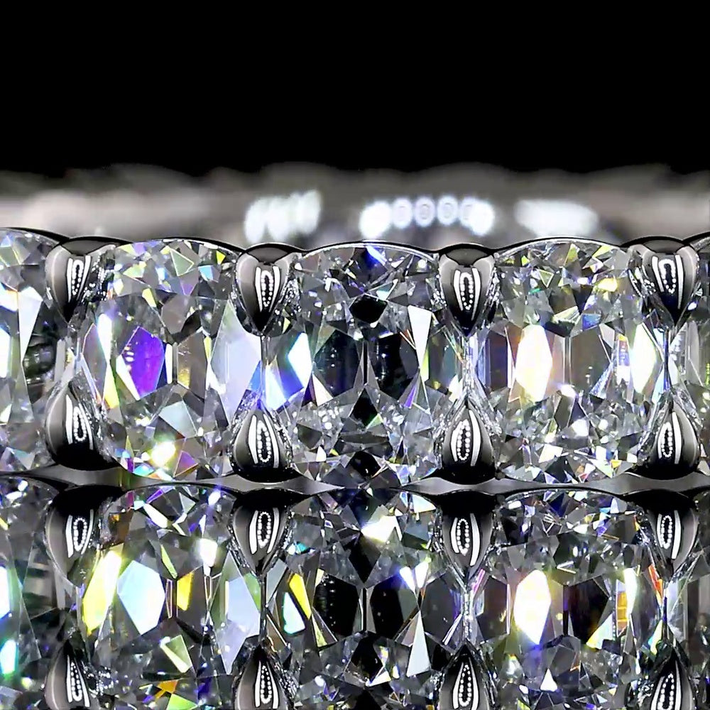 Platinum Eternity Band with 22 Antique Cushion Cut Lab Grown Diamonds - E-F VS1 - 3.23 Carat Total Diamond Weight - Covaloro Fine Jewelry