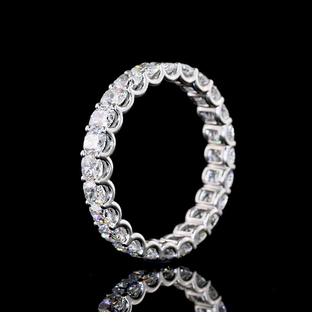 Platinum Eternity Band with 24 U-Prong Set Cushion Brilliant Cut Lab Diamonds - 2.91 Carat Total Diamond Weight E-F VS - Covaloro Fine Jewelry