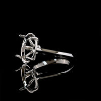 Platinum Oval Cut Solitaire Ring with IGI Certified 3.04 Carat Lab-Grown Diamond - E-F Color, VVS1 Clarity - Covaloro Fine Jewelry