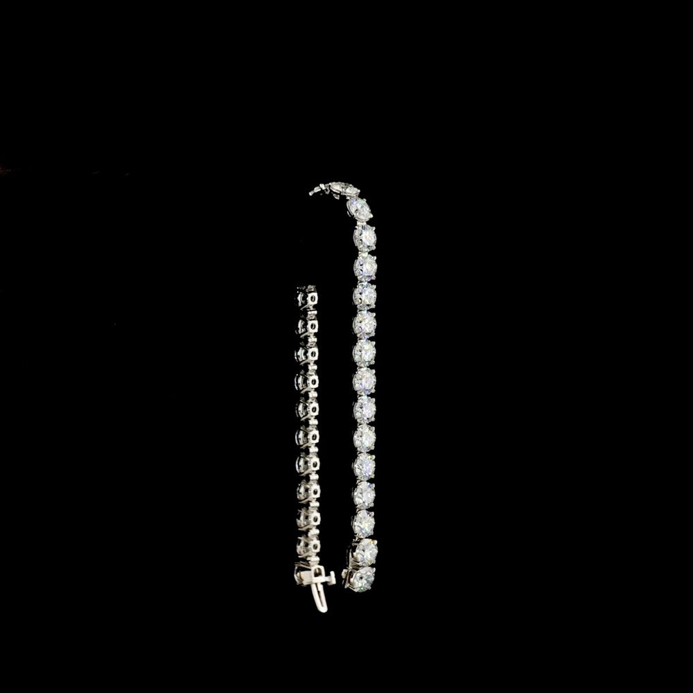 Platinum Tennis Bracelet with 30 Round Brilliant Cut Lab Diamonds E-F VS - 21.99 Carats Total Diamond Weight - Covaloro Fine Jewelry
