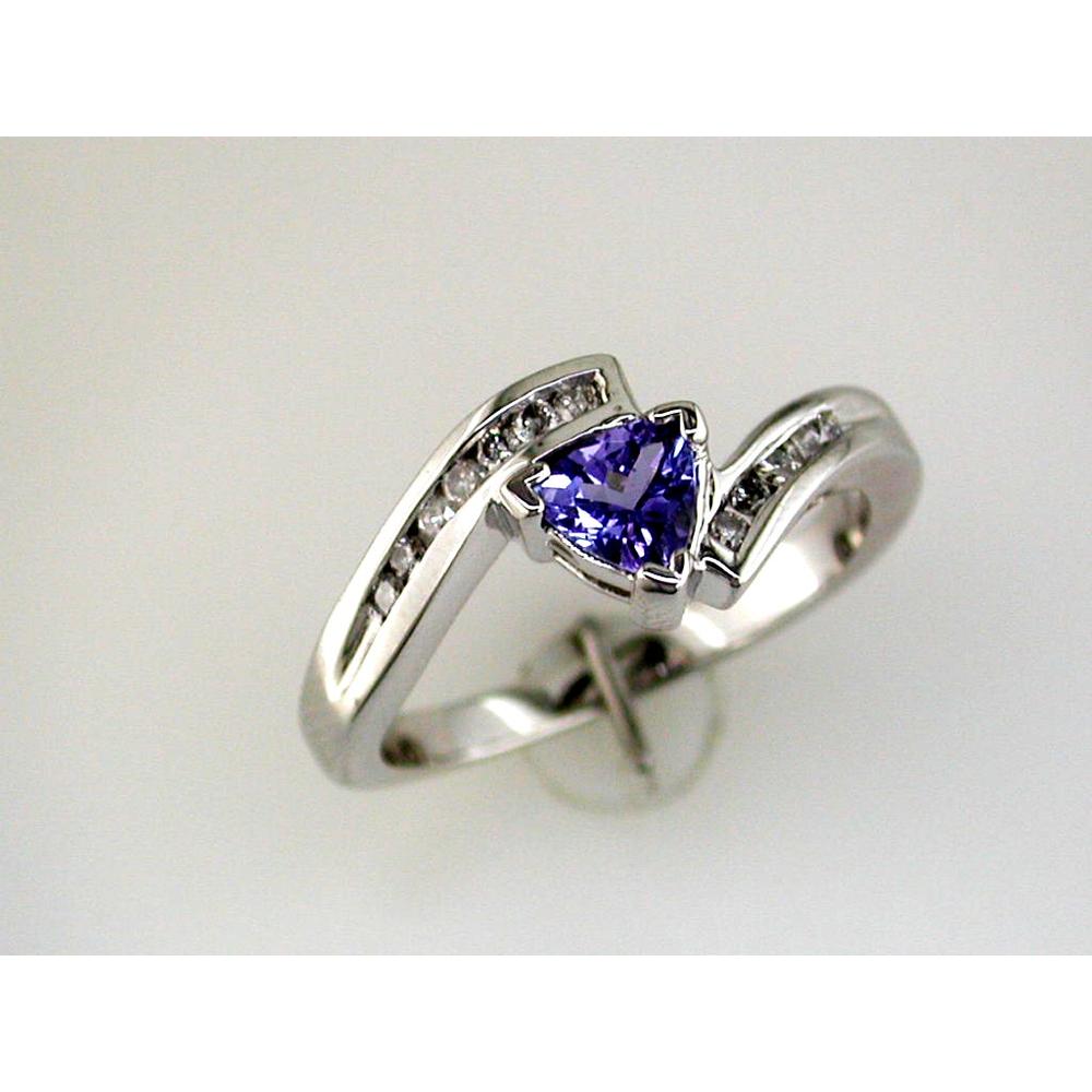 Radiant 14K White Gold Tanzanite and Diamond Trillion Ring