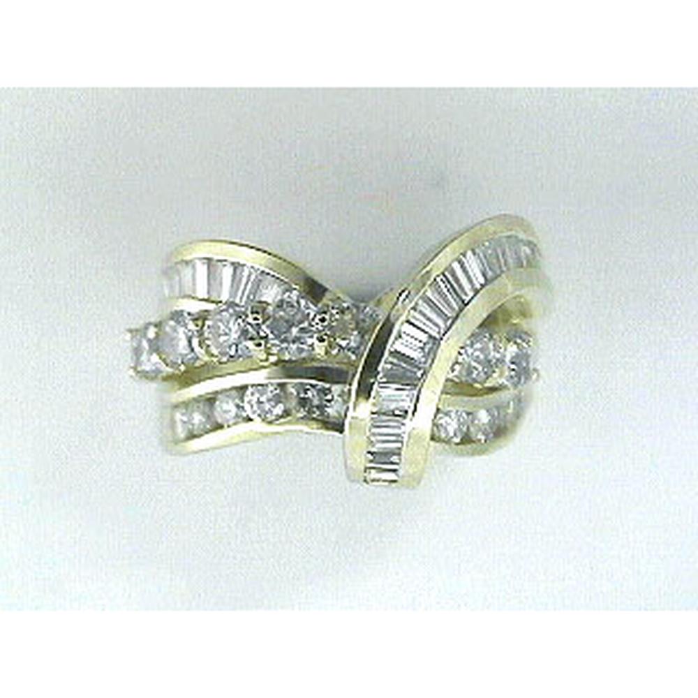 Regal Radiance 14K Yellow Gold Diamond Ring - 2.50 Carat Total Diamond Weight
