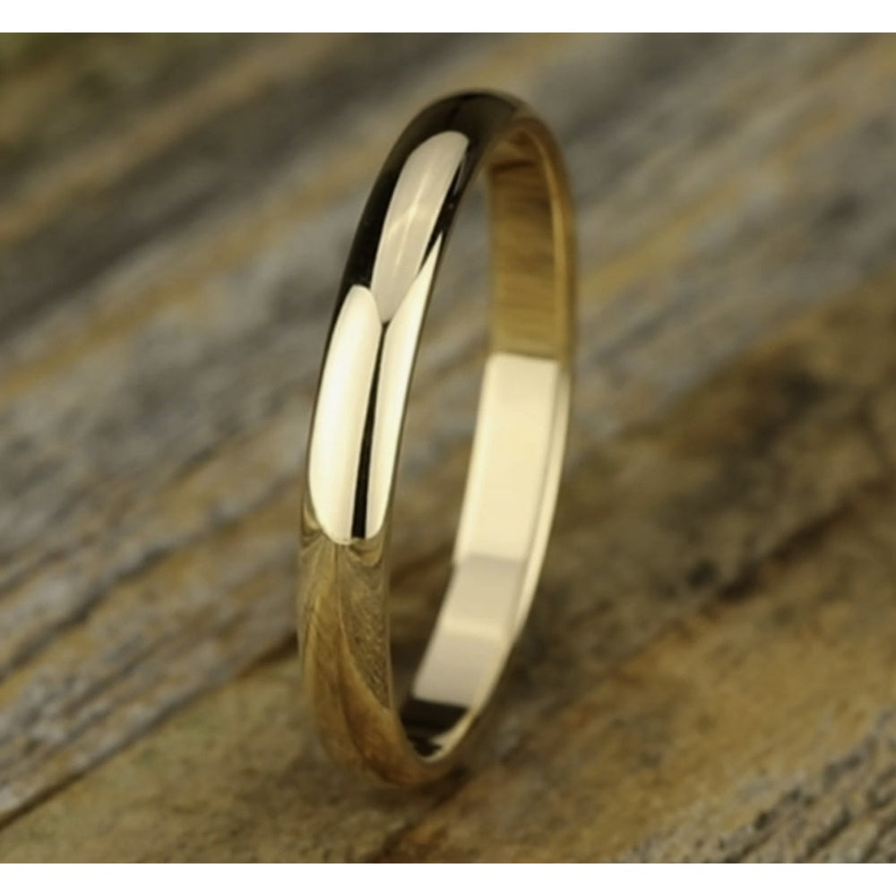 Regular Dome Classic Fit Men's Wedding Band in 14K Yellow Gold - 3mm Width by Benchmark