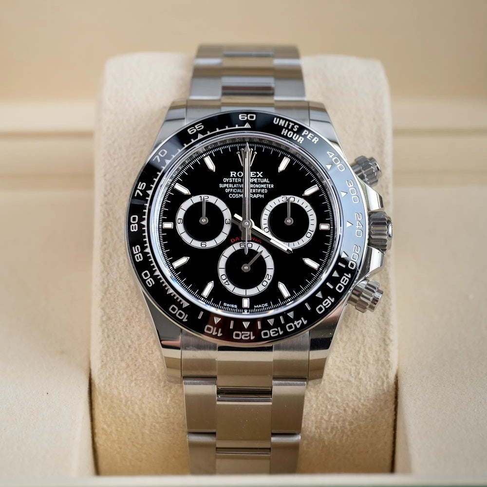 Rolex Cosmograph Daytona Black Dial 40mm Oystersteel - Ref. 126500LN / Pre-Owned