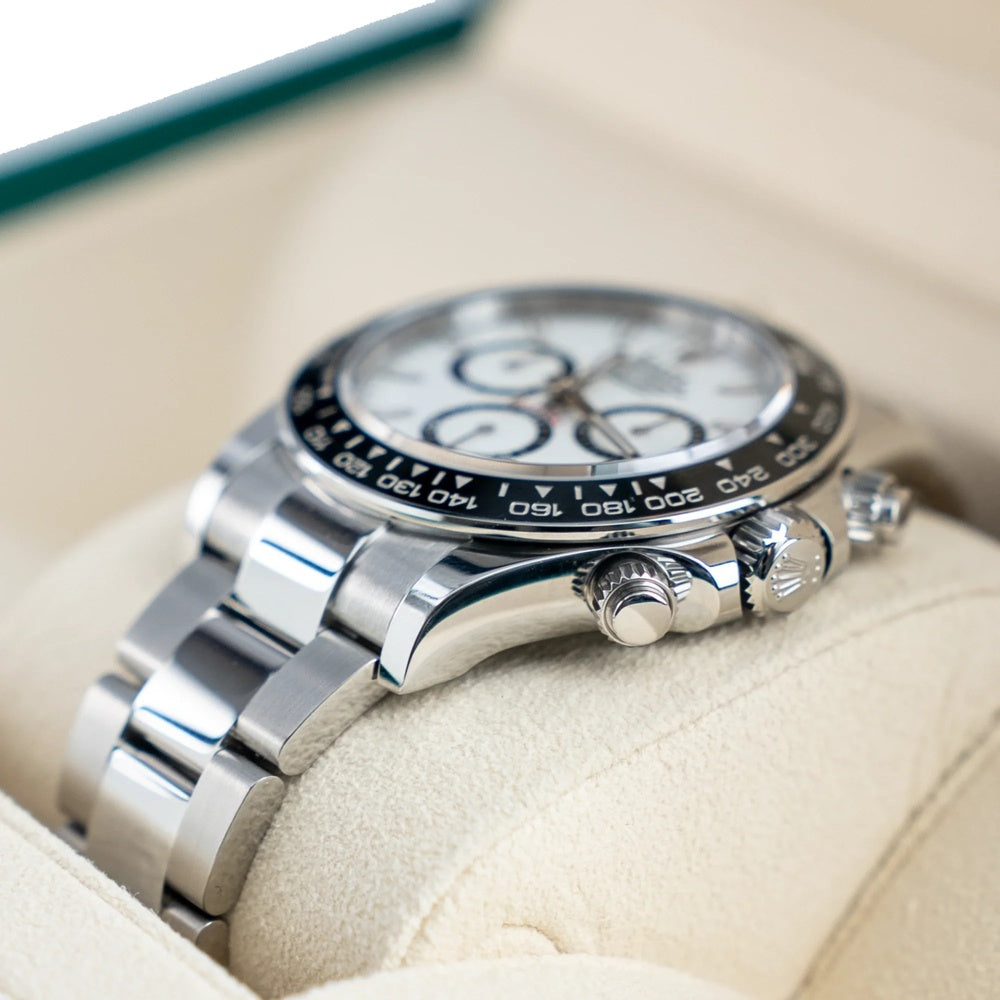 Rolex Cosmograph Daytona "Panda" White Dial 40mm Oystersteel - Ref. 126500LN / Pre-Owned