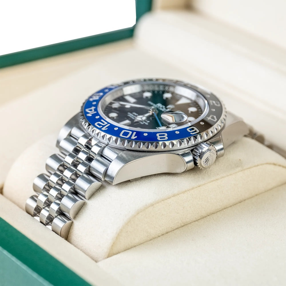 Rolex GMT-Master II "Batgirl" 40mm Oystersteel Jubilee - Ref. 126710BLNR / Pre-Owned