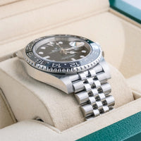 Rolex GMT-Master II "Bruce Wayne" 40mm Oystersteel Jubilee - Ref. 126710GRNR / Pre-Owned