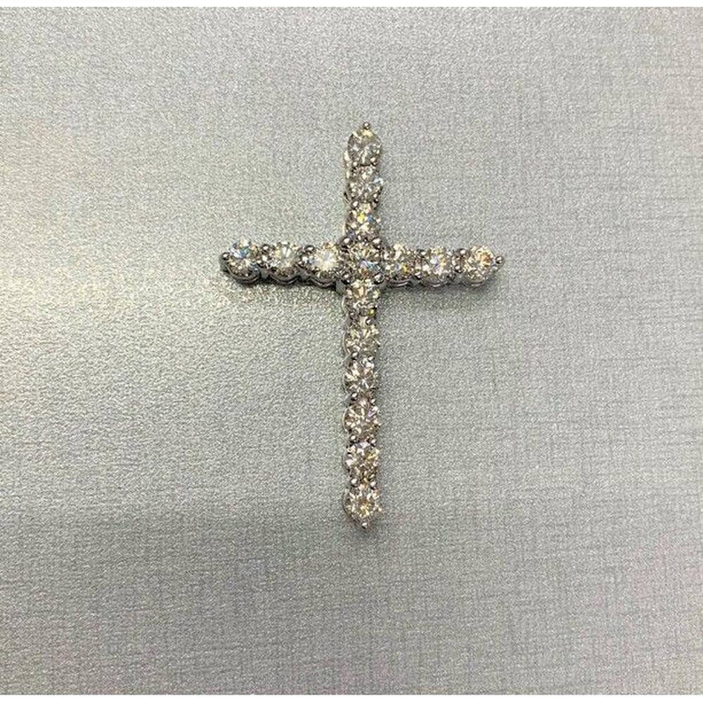 Roman & Jules - 14K White Gold Diamond Pendant with 4.10 Carat Round Diamond in Shared Prong Setting