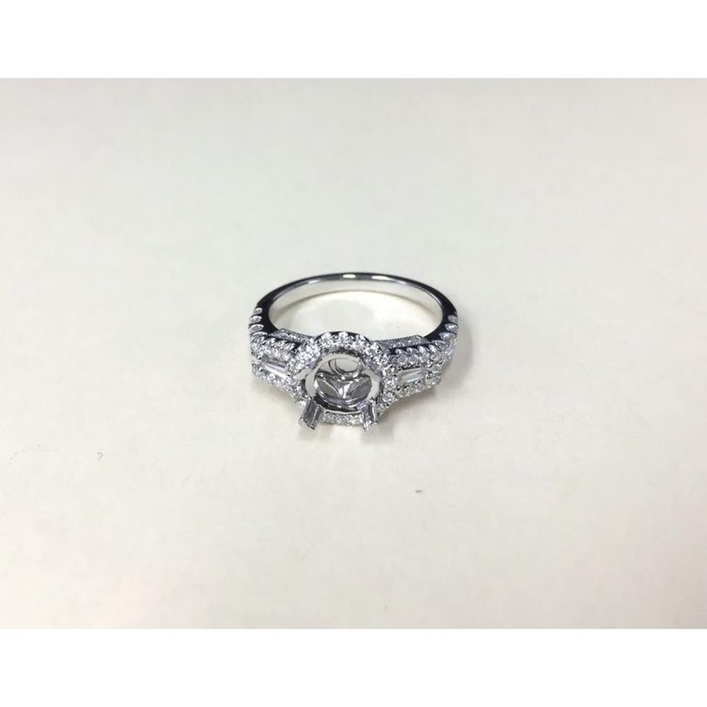 Roman & Jules - 14K White Gold Halo Ring with 0.42 Carat Round Diamond and 0.11 Carat Trapezoid Diamonds