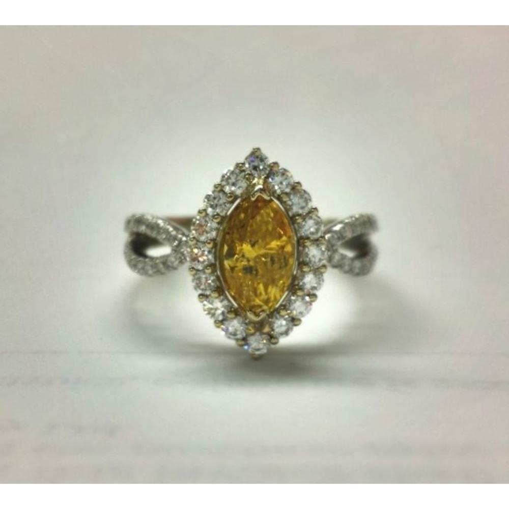 Roman & Jules - 14K White Gold Marquise Fancy Yellow Diamond Halo Ring - 1.00 Carat Total Diamond Weight