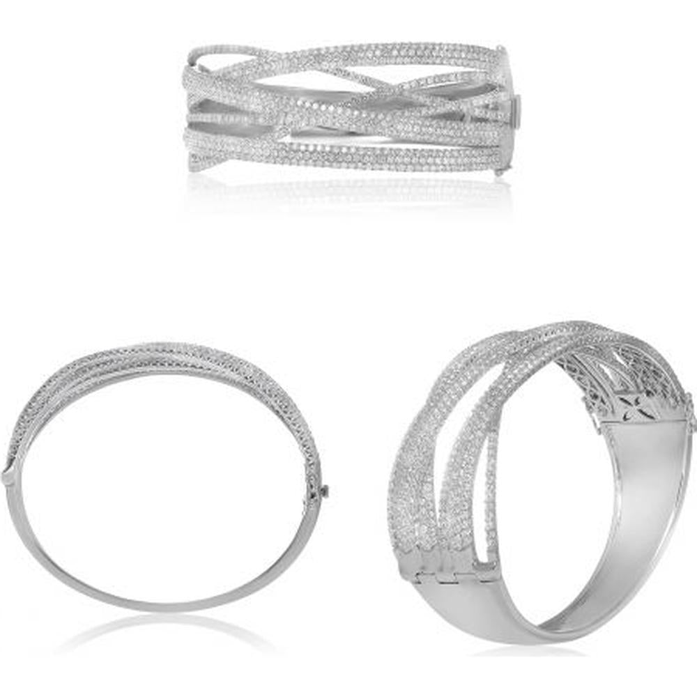 Roman & Jules - 14K White Gold Overlapping Bangle with 8.72 Carat Total Round Diamonds