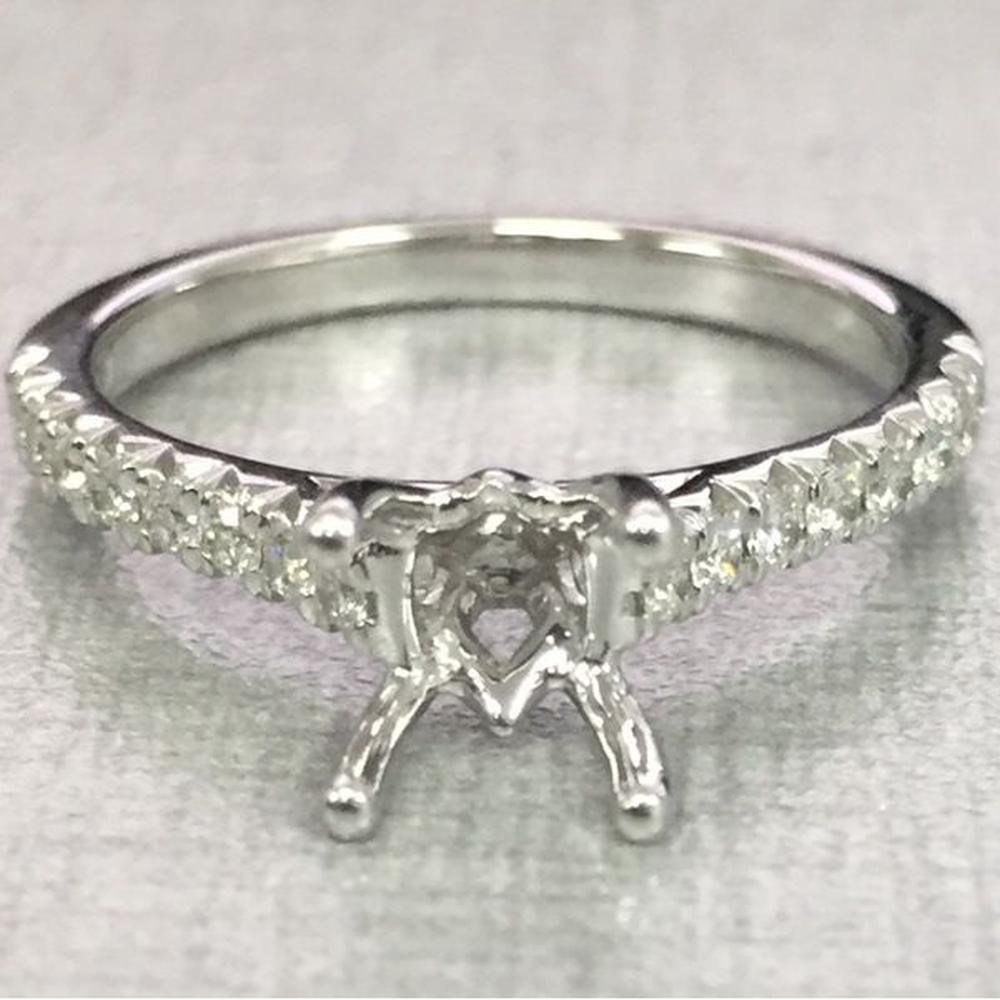 Roman & Jules - 14K White Gold Round Diamond Band Ring - 0.22 Carat Total Diamond Weight