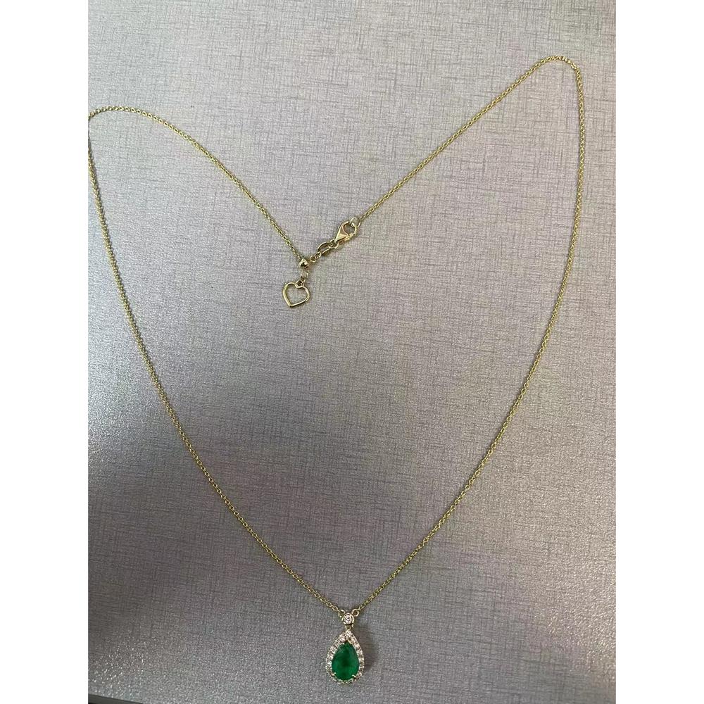 Roman & Jules - 14K Yellow Gold Pear Shape Emerald Necklace with Diamond Halo - 0.75 Carat Emerald, 0.21 Carat Diamond