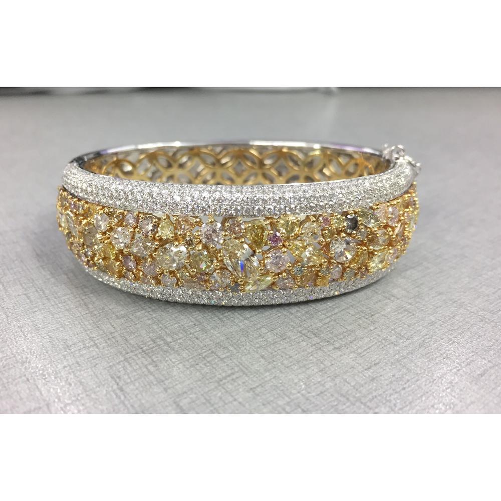 Roman & Jules - 18K White and Yellow Gold Bangle with Fancy Yellow Diamonds - 5.19 Carat Total Diamond Weight