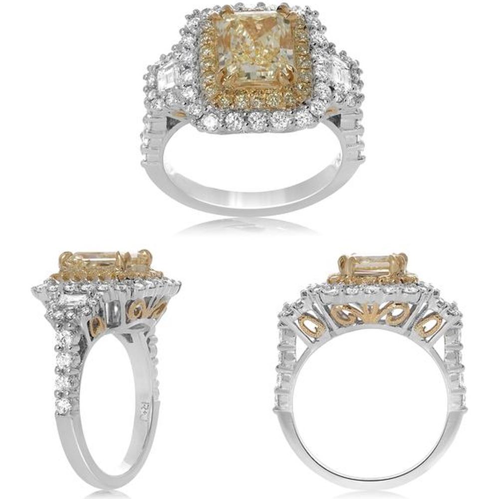 Roman & Jules - 18K White & Yellow Gold Cushion Fancy Yellow Diamond Ring with Round and Trapezoid Diamonds - 1.29 Carat Total Diamond Weight