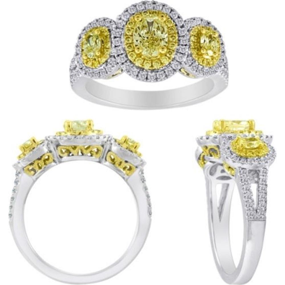 Roman & Jules - 18K White and Yellow Gold Fancy Yellow Oval Diamond Ring with Diamond Halo - 1.03 Carat Total Yellow Diamond Weight