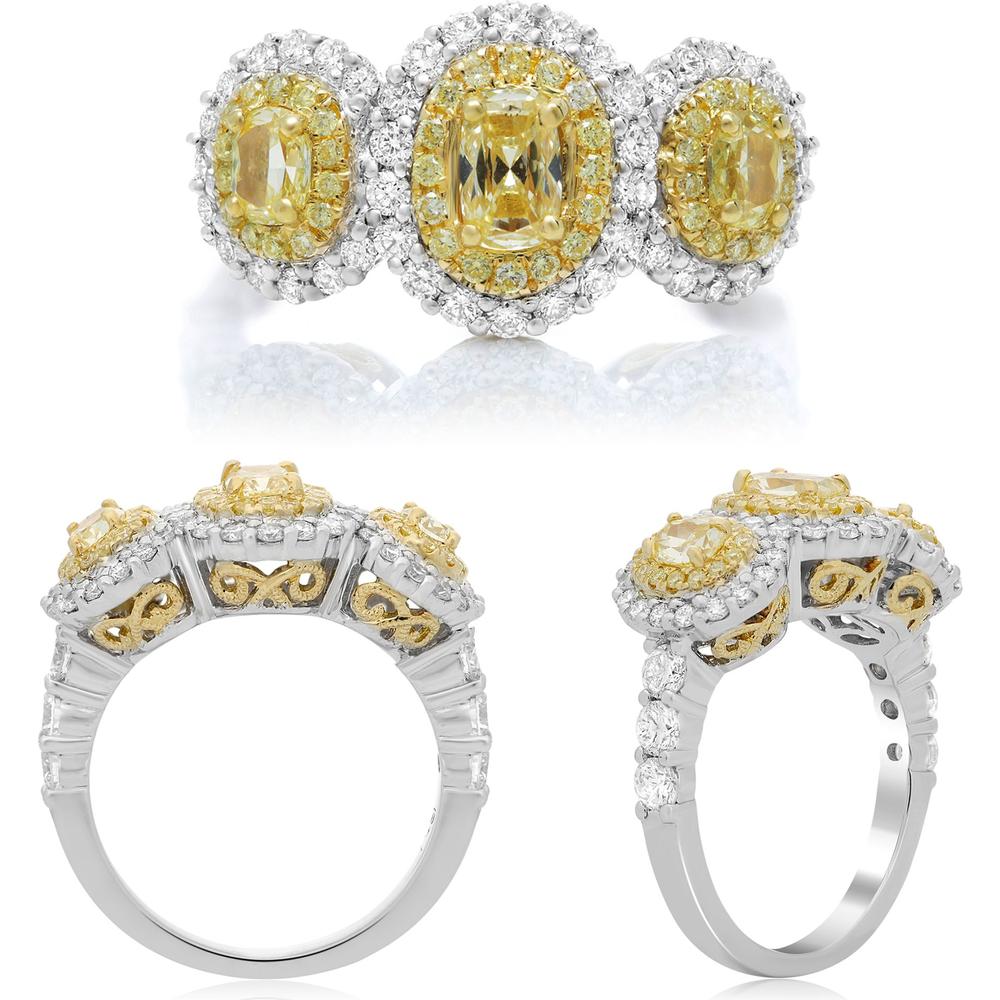 Roman & Jules - 18K White and Yellow Gold Oval Fancy Yellow Diamond Ring with Round Diamond Halo - 1.46 Carat Total Diamond Weight
