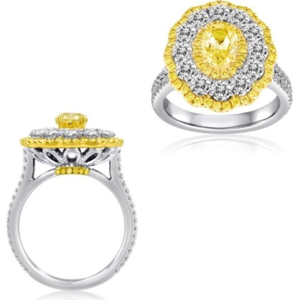 Roman & Jules - 18K White and Yellow Gold Oval Fancy Yellow Diamond Ring with Round White Diamonds - 2.39 Carat Total Diamond Weight