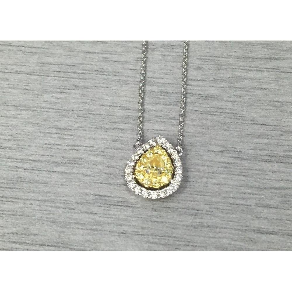 Roman & Jules - 18K White and Yellow Gold Pear Shape Fancy Yellow Diamond Necklace with Diamond Halo - 0.29 Carat Total Diamond Weight