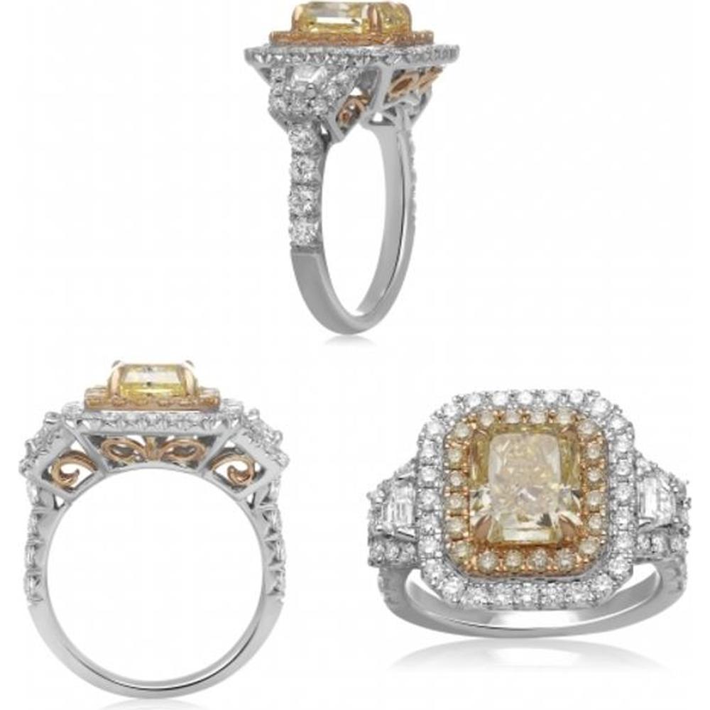 Roman & Jules - 18K White and Yellow Gold Radiant Fancy Yellow Diamond Halo Ring - 2.87 Carat Total Diamond Weight