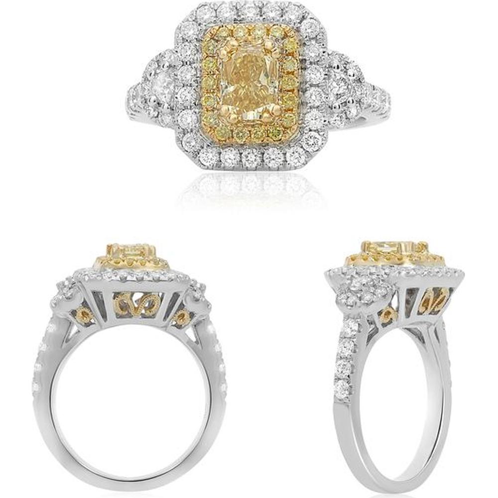 Roman & Jules - 18K White and Yellow Gold Radiant Fancy Yellow Diamond Ring with Round Diamond Halo - 0.73 Carat Total Diamond Weight