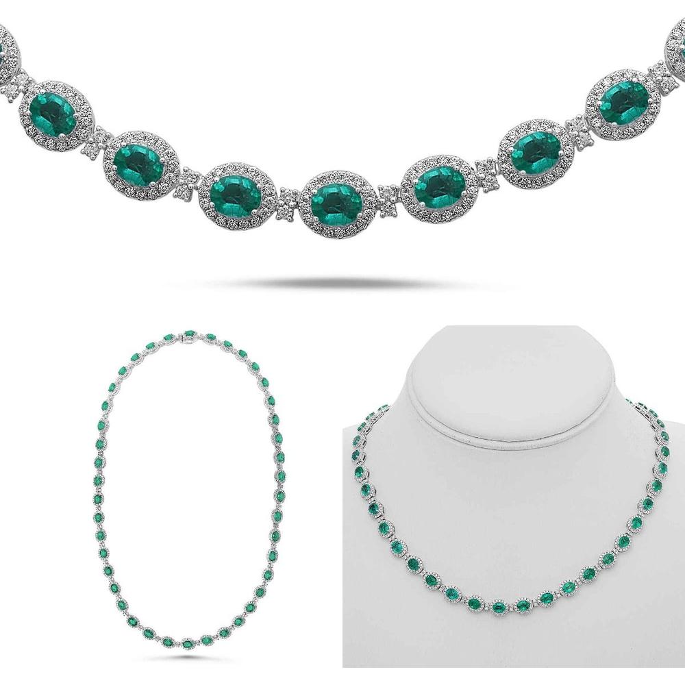 Roman & Jules - 18K White Gold Oval Emerald Necklace with Halo of Round Diamonds - 13.18 Carat Total Emerald and Diamond Weight
