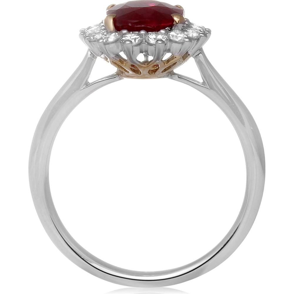 Roman & Jules - 18K White Gold Oval Ruby Ring with Round Diamond Halo - 3.08 Carat Ruby