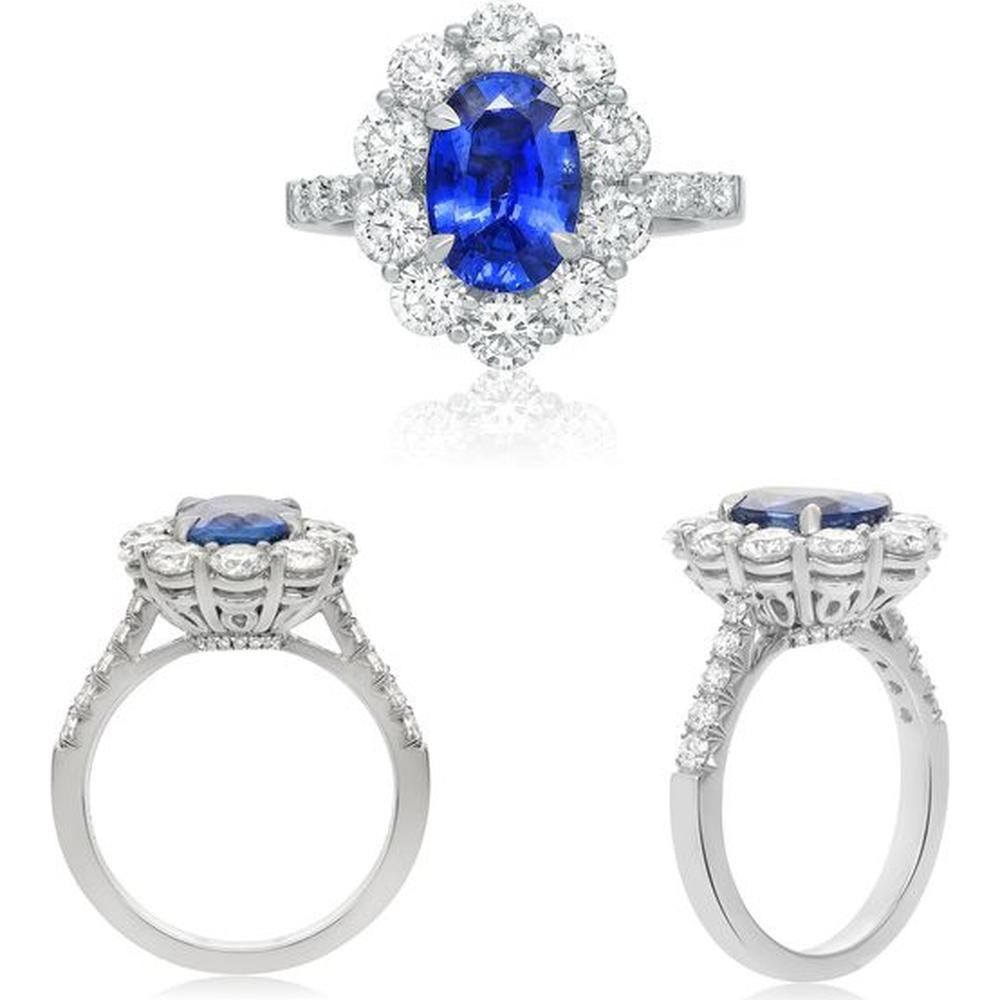 Roman & Jules - 18K White Gold Oval Sapphire Ring with Diamond Halo - 2.01 Carat Sapphire, 1.54 Carat Diamond Weight