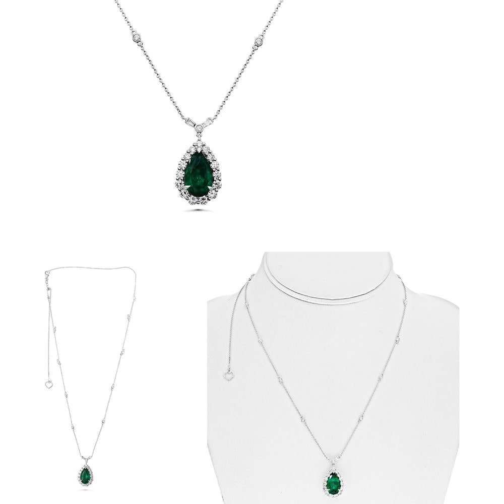 Roman & Jules - 18K White Gold Pear-Shape Emerald Necklace with 3.91 Carat GIA Emerald and 1.41 Carat Diamond Halo