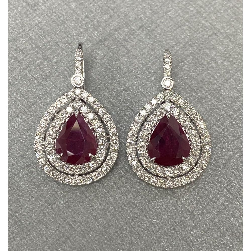 Roman & Jules - 18K White Gold Pear-Shaped Ruby Earrings with Diamond Halo - 1.83 Carat Total Ruby Weight, 3.67 Carat Total Diamond Weight