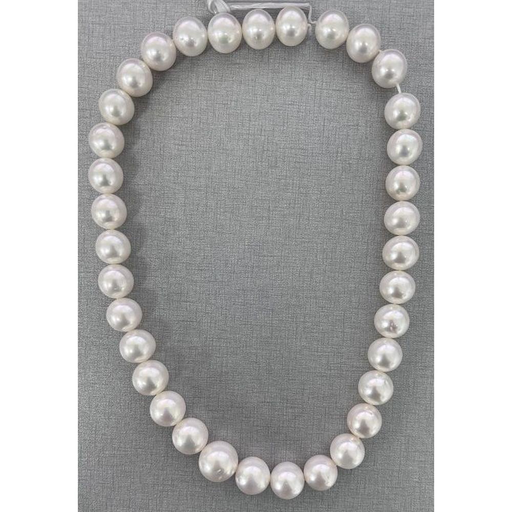 Roman & Jules - 18K White Gold Pearl Necklace with 11.5mm White Pearls and Sapphire-Accented Clasp