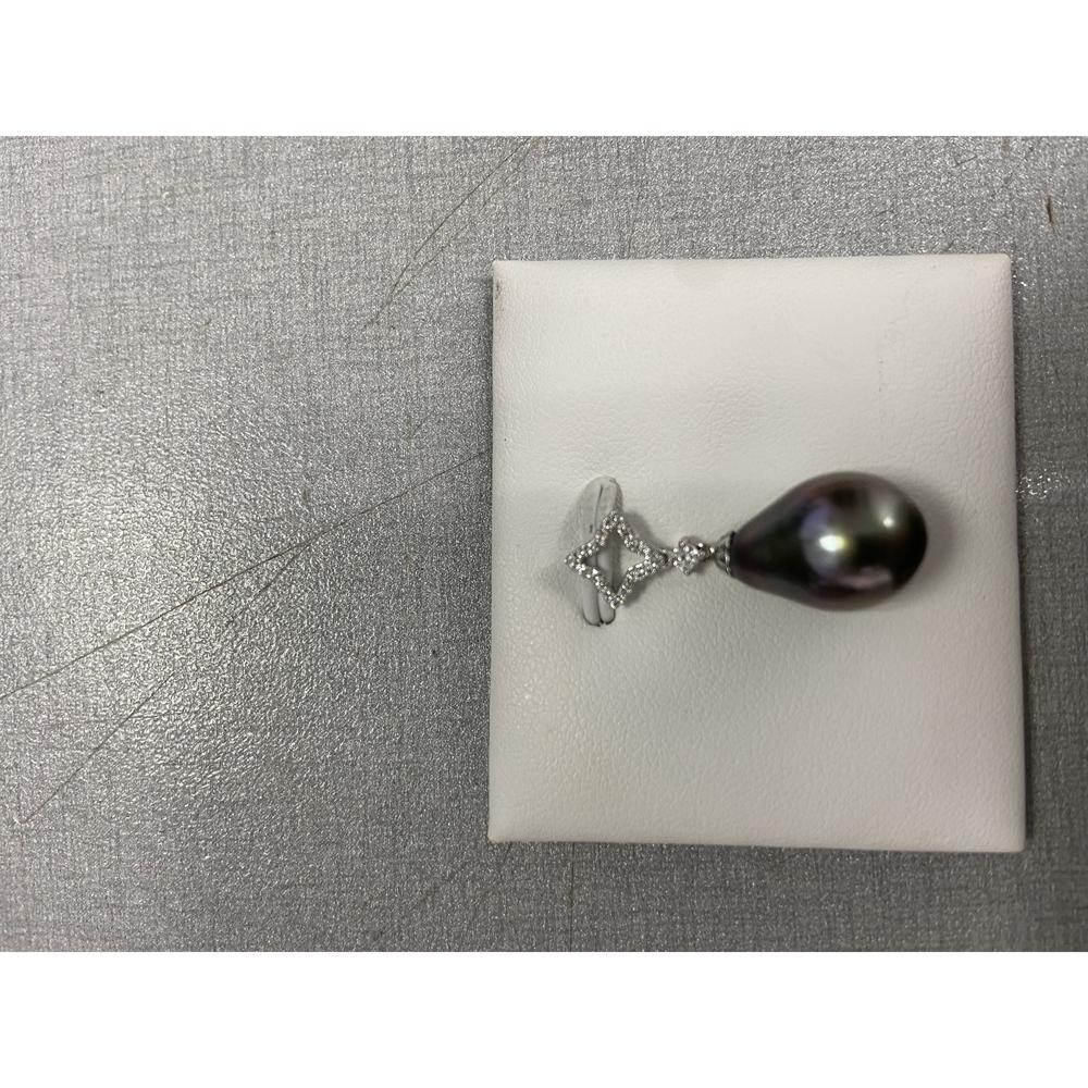 Roman & Jules - 18K White Gold Pendant with 11mm Pearl and 0.12 Carat Round Diamonds