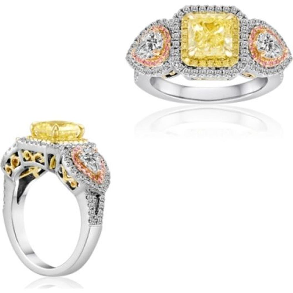 Roman & Jules - 18K White Gold Radiant Fancy Yellow Diamond Ring with Pink Diamond Halo - 1.70 Carat Total Diamond Weight
