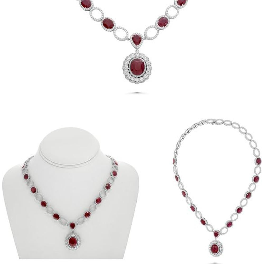 Roman & Jules - 18K White Gold Triple-Halo Oval Ruby Necklace with Round Diamonds - 9.53 Carat Total Diamond Weight