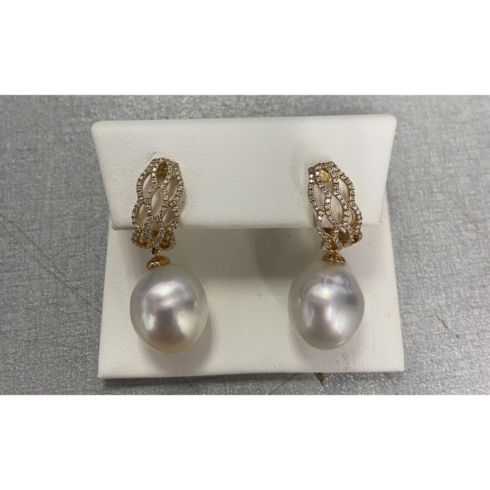Roman & Jules - 18K Yellow Gold Drop Earrings with Round Diamonds and 12+mm Pearls - 0.39 Carat Total Diamond Weight