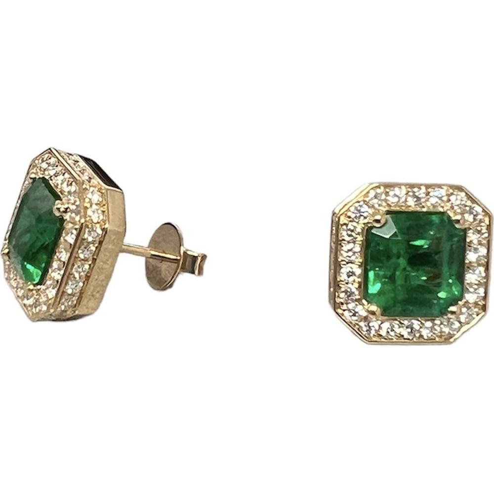 Roman & Jules - 18K Yellow Gold Emerald Cut Diamond Stud Earrings with Halo - 1.12 Carat Total Diamond Weight
