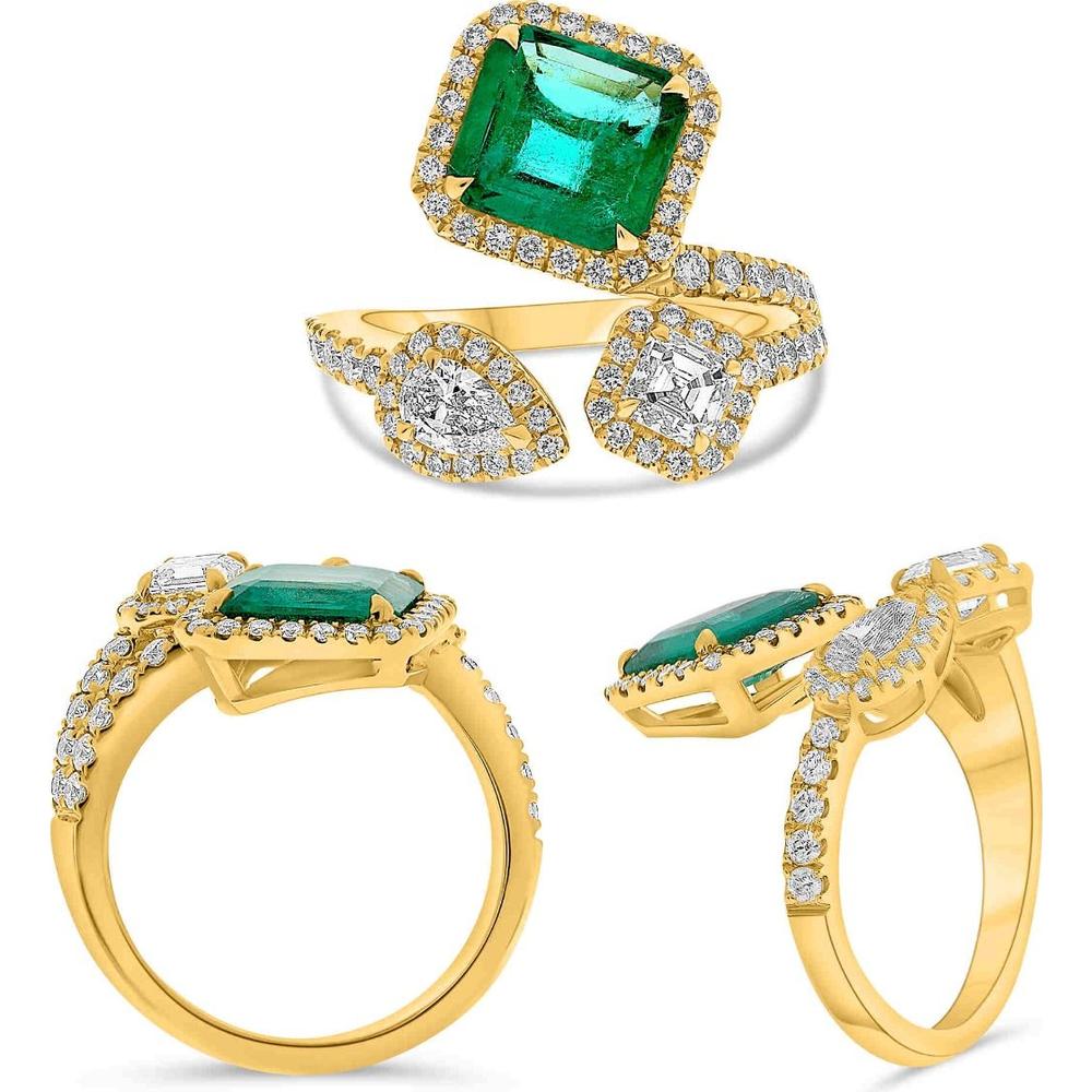 Roman & Jules - 18K Yellow Gold Emerald Cut Emerald Ring with Round Diamond Accents - 1.92 Carat Total Emerald Weight