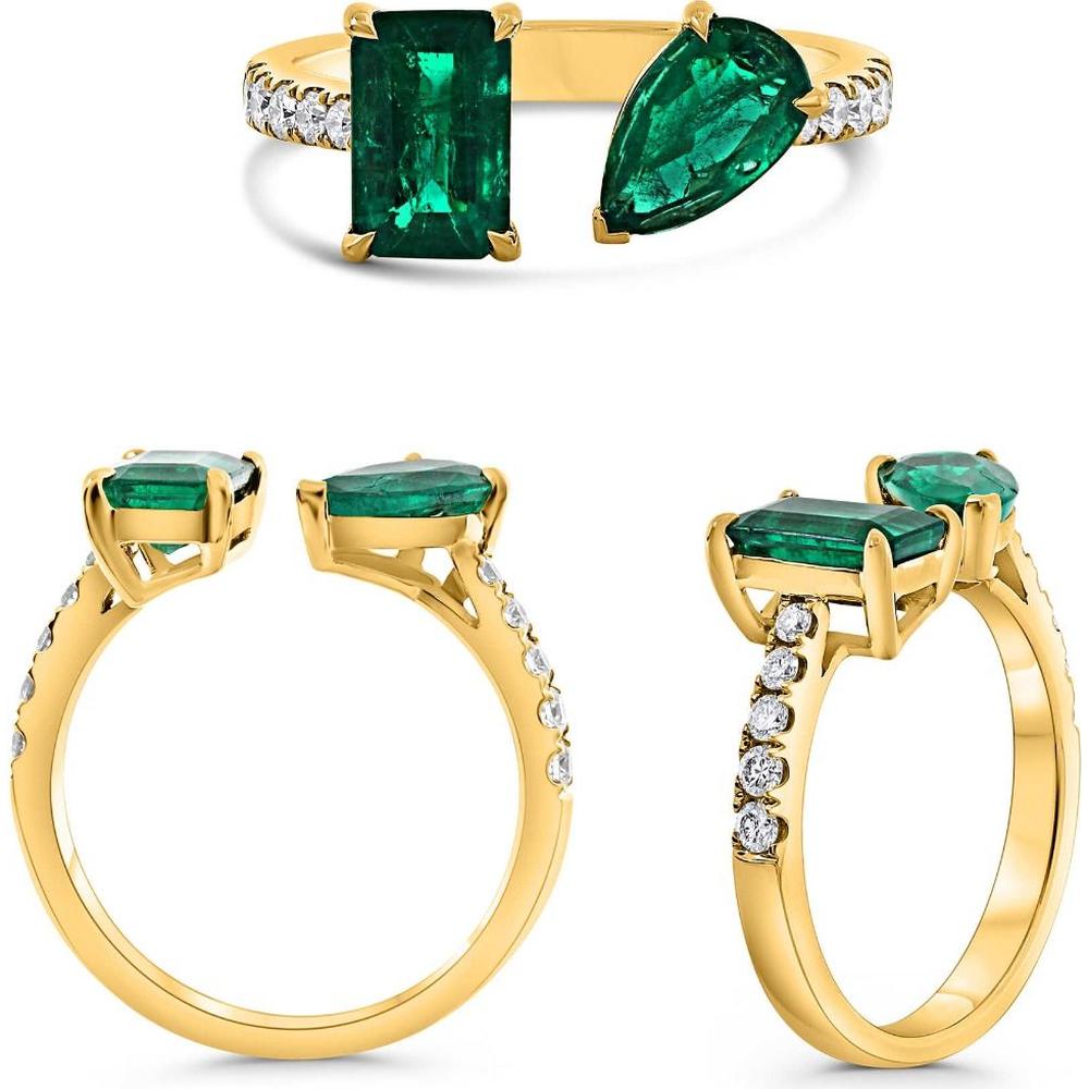 Roman & Jules - 18K Yellow Gold Mixed Shape Emerald Ring with Round Diamond Accent - 2.26 Carat Total Emerald Weight