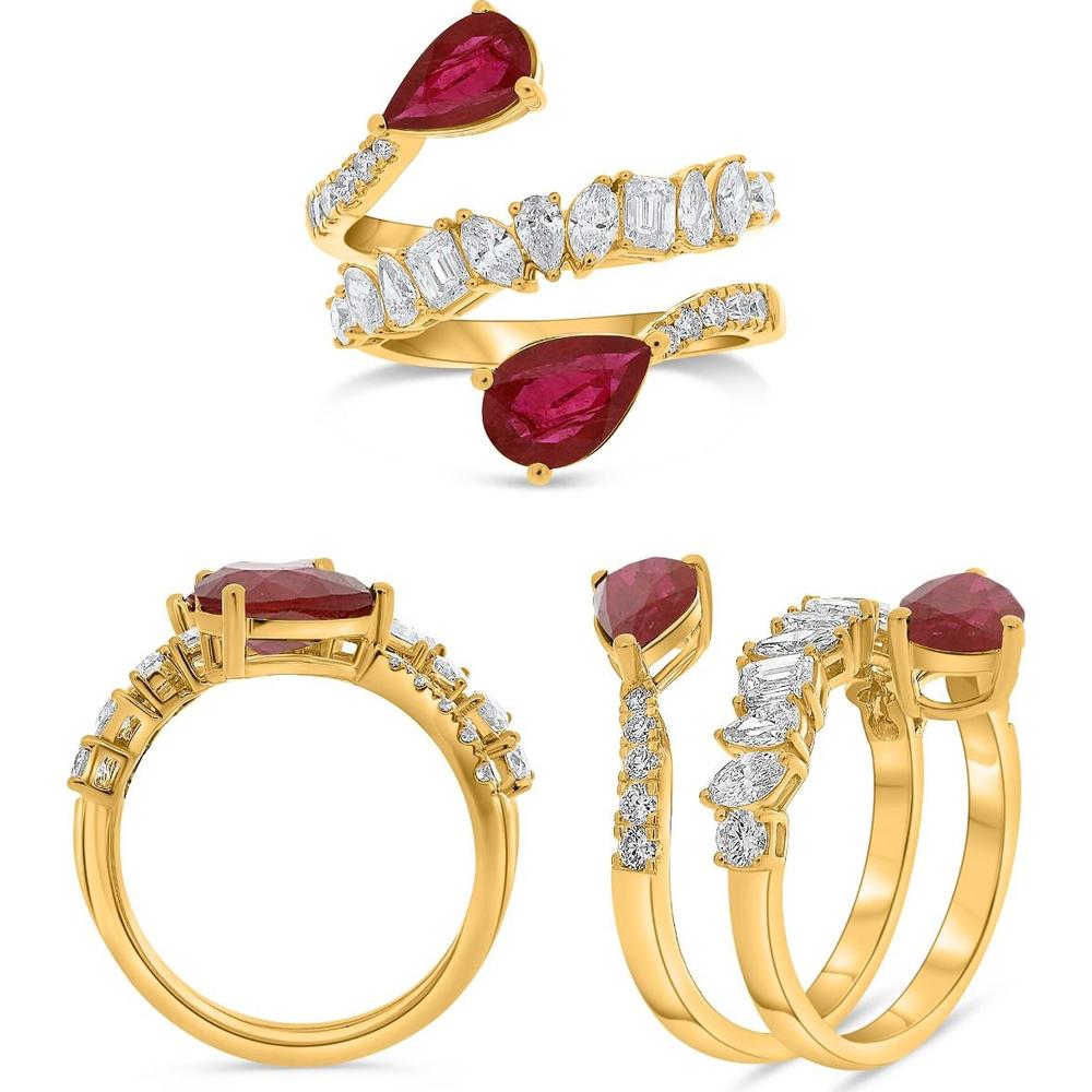 Roman & Jules - 18K Yellow Gold Ruby and Diamond Split Ring with Pear Shaped Rubies and Marquise, Emerald, and Round Cut Diamonds