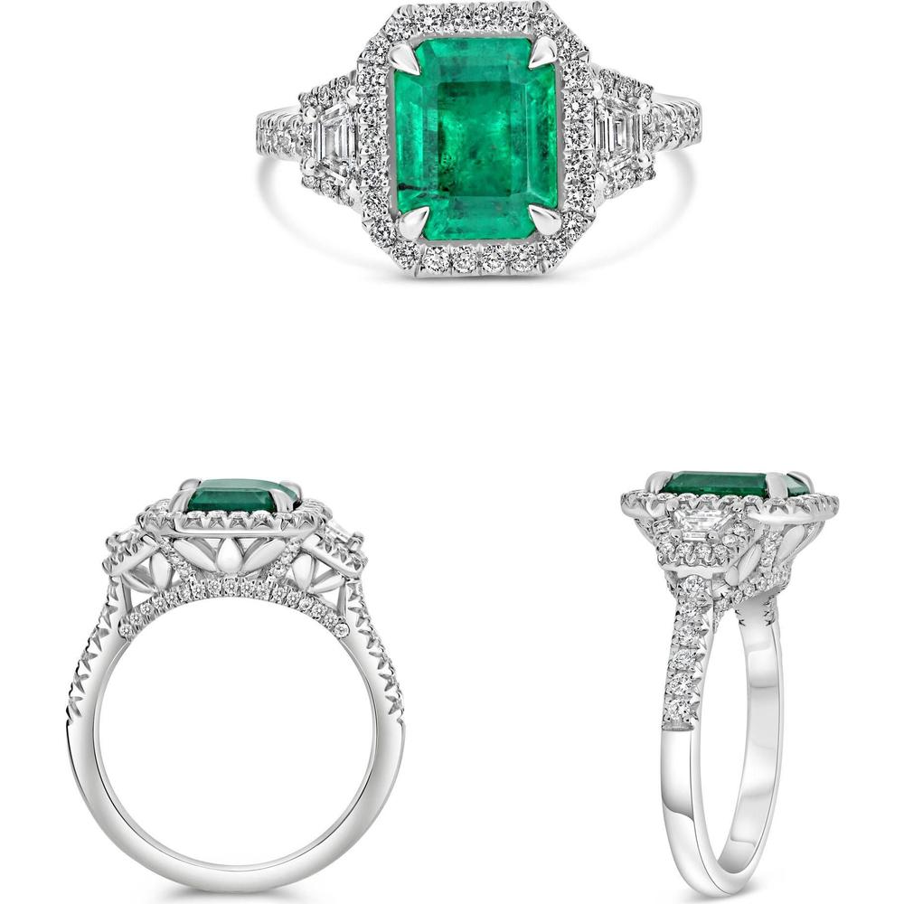 Roman & Jules - Platinum Emerald Cut Emerald Ring with Diamond Halo and Baguette Diamonds - 2.41 Carat Total Emerald Weight