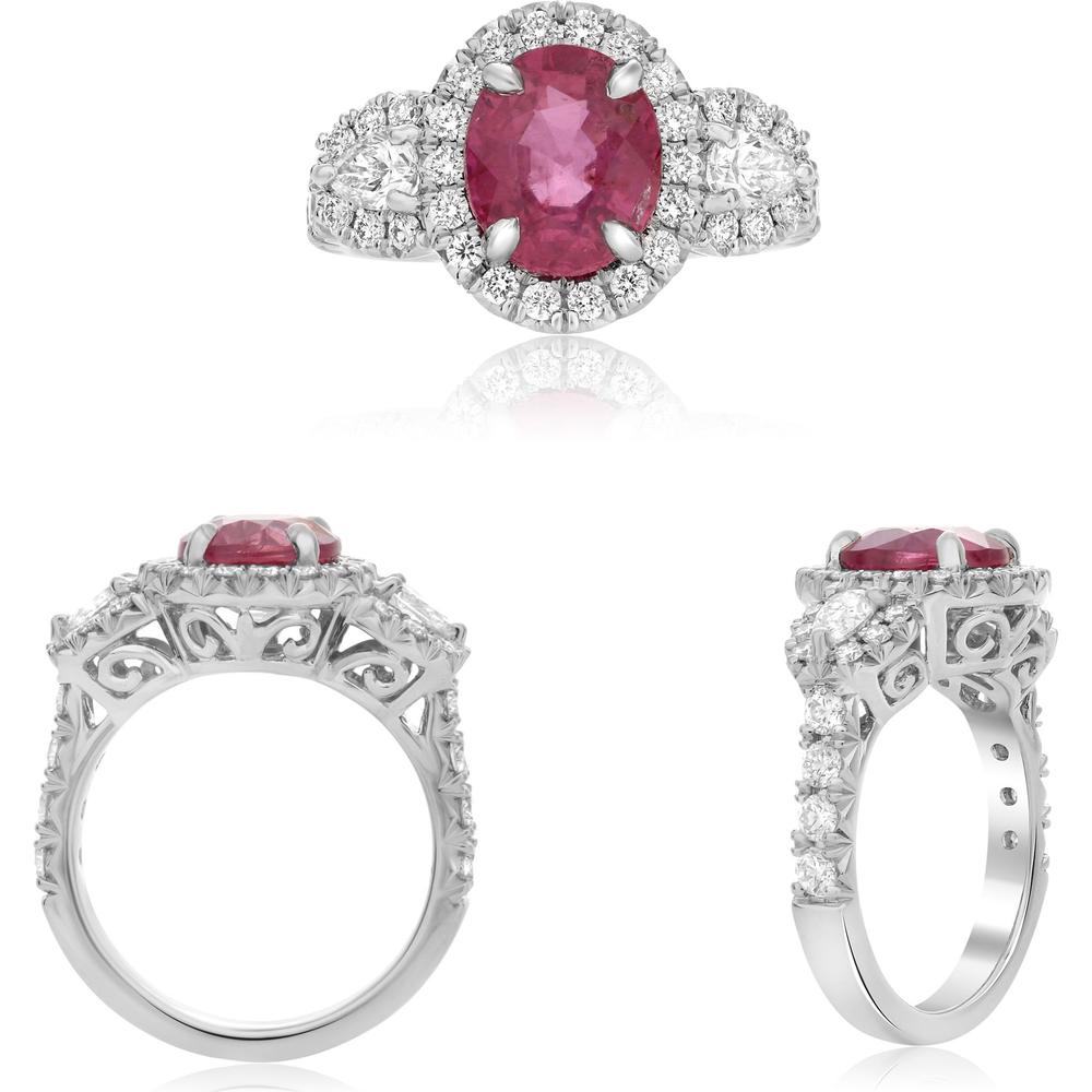 Roman & Jules - Platinum Oval Pink Sapphire Ring with Diamond Halo - 3.12 Carat Pink Sapphire and 0.81 Carat Diamond Accents