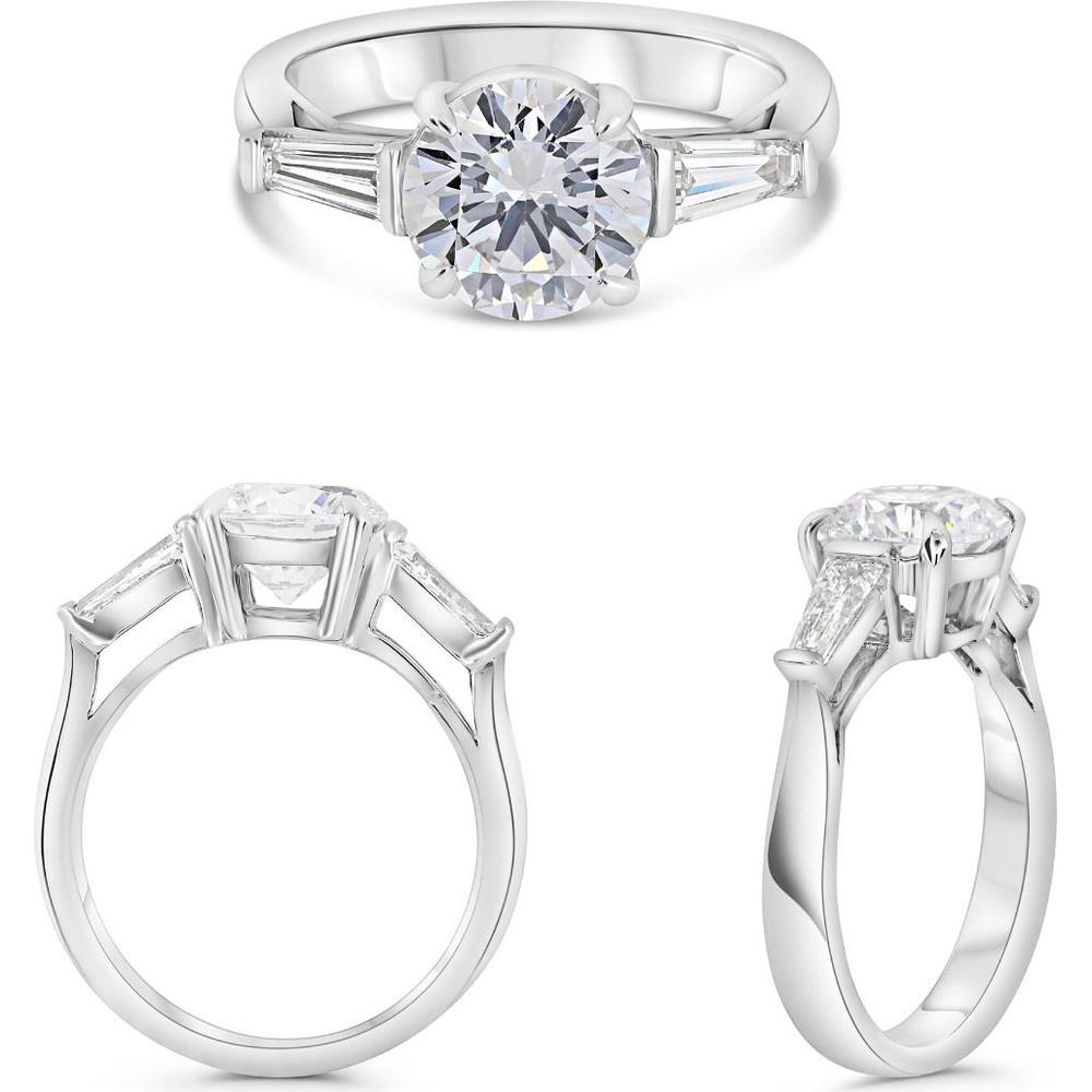 Roman & Jules - Platinum Round Diamond Ring with 0.46 Carat Tapered Baguette Accents
