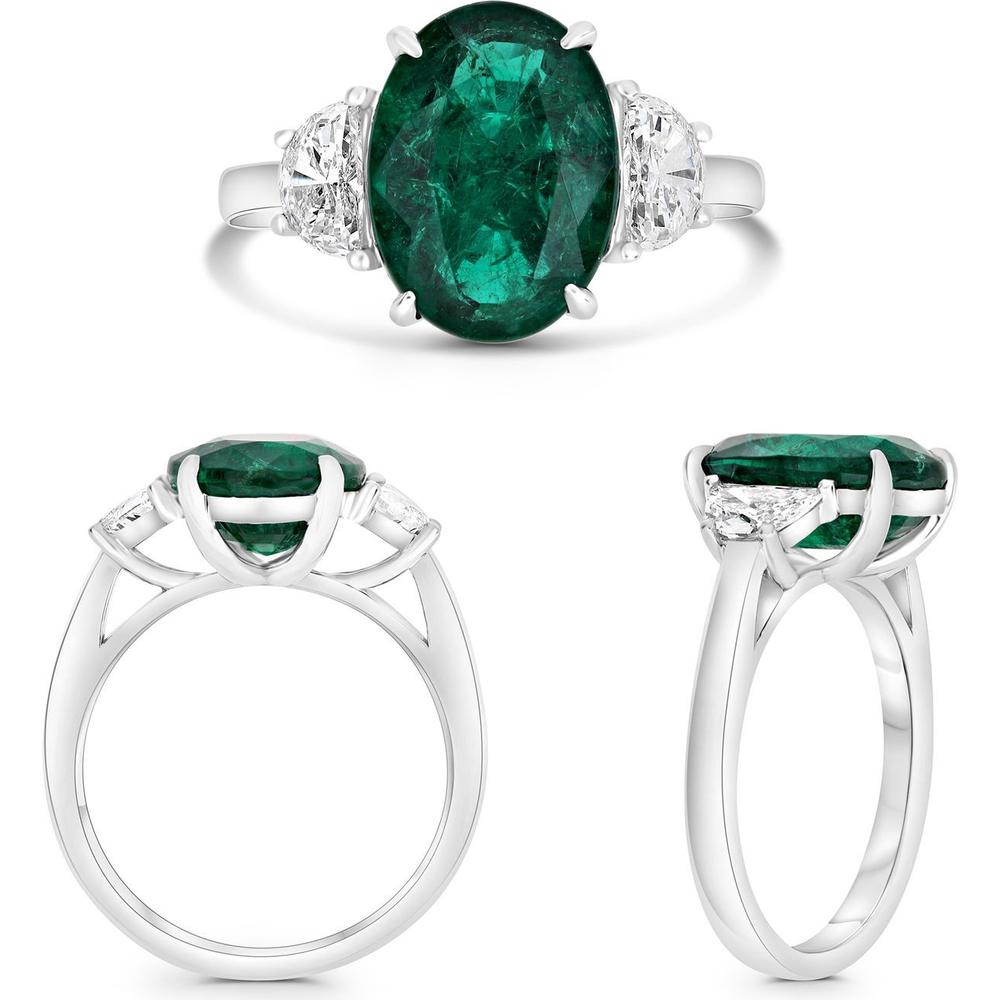 Roman & Jules - Platinum Three-Stone Ring with 4.50 Carat Oval Emerald and White Diamond Accents