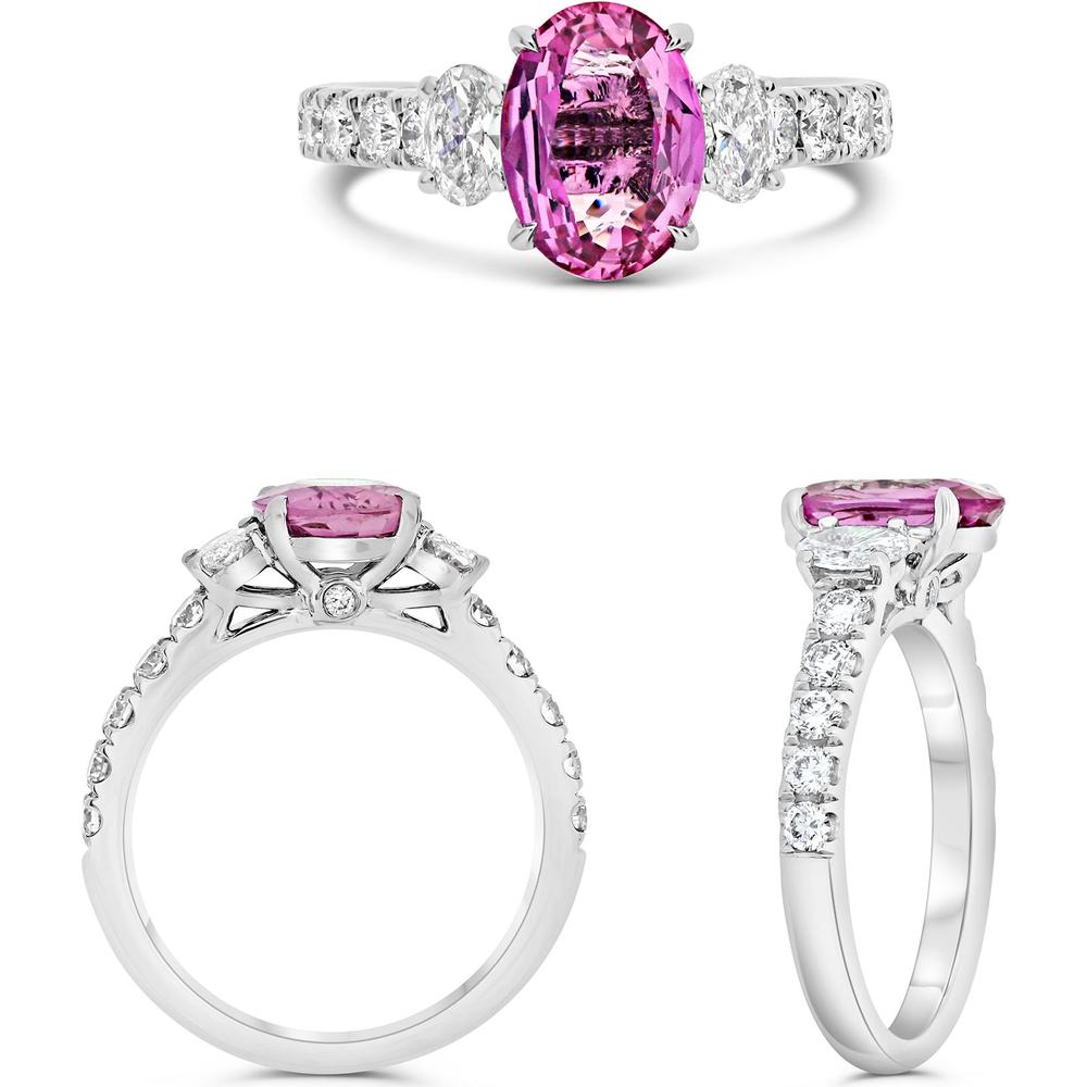 Roman & Jules - Platinum Three-Stone Ring with Oval Diamonds and GIA-Certified Pink Sapphire - 2.04 Carat Total Sapphire Weight